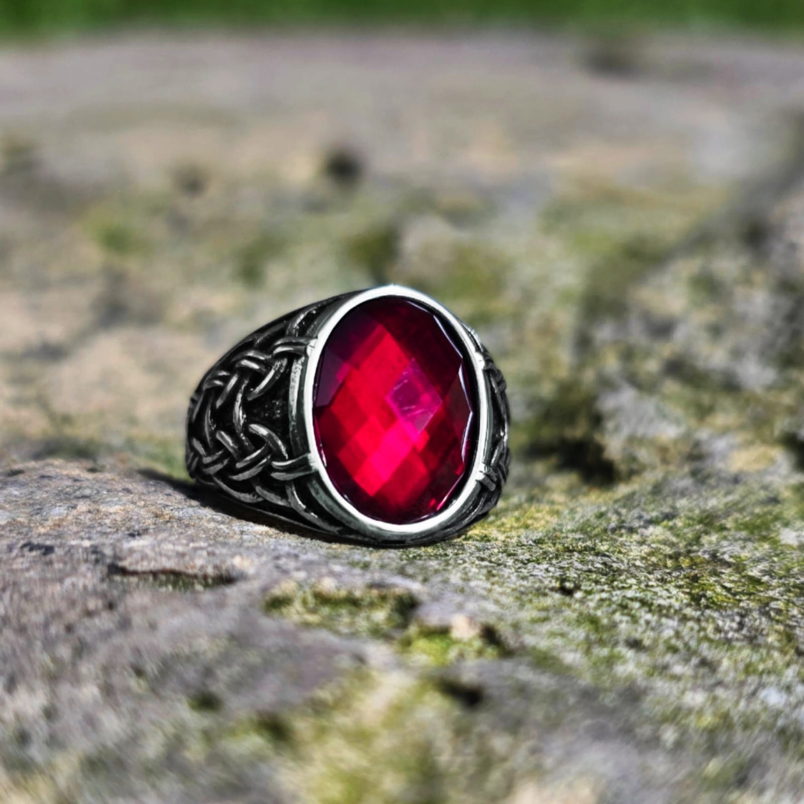 PERLA ROJA RING