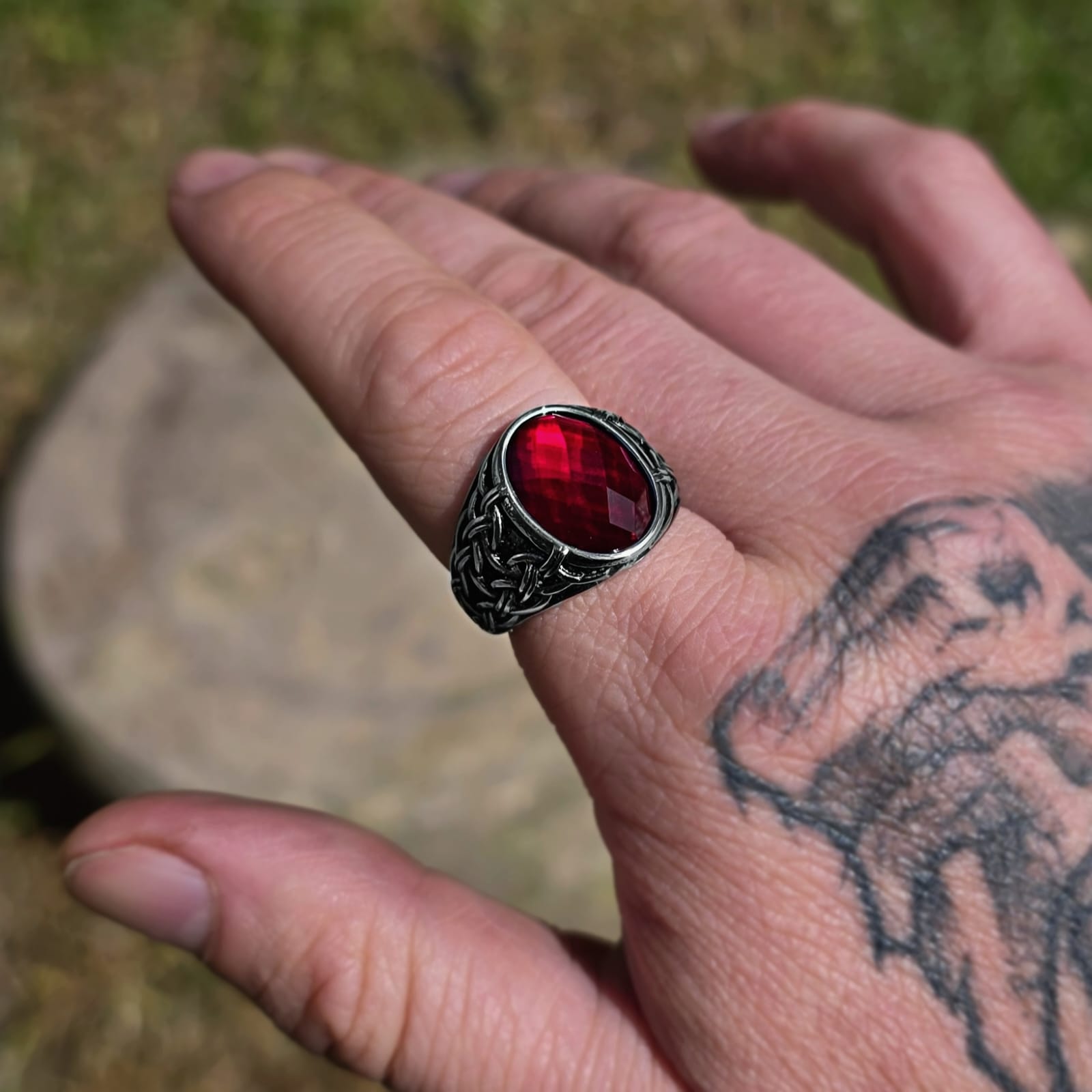PERLA ROJA RING