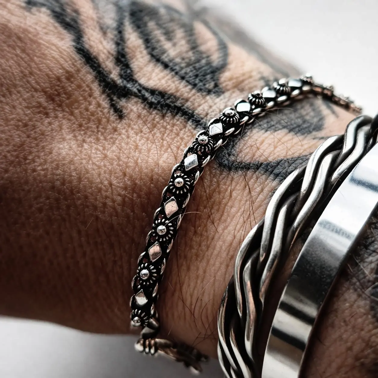 Acanto Brazalete