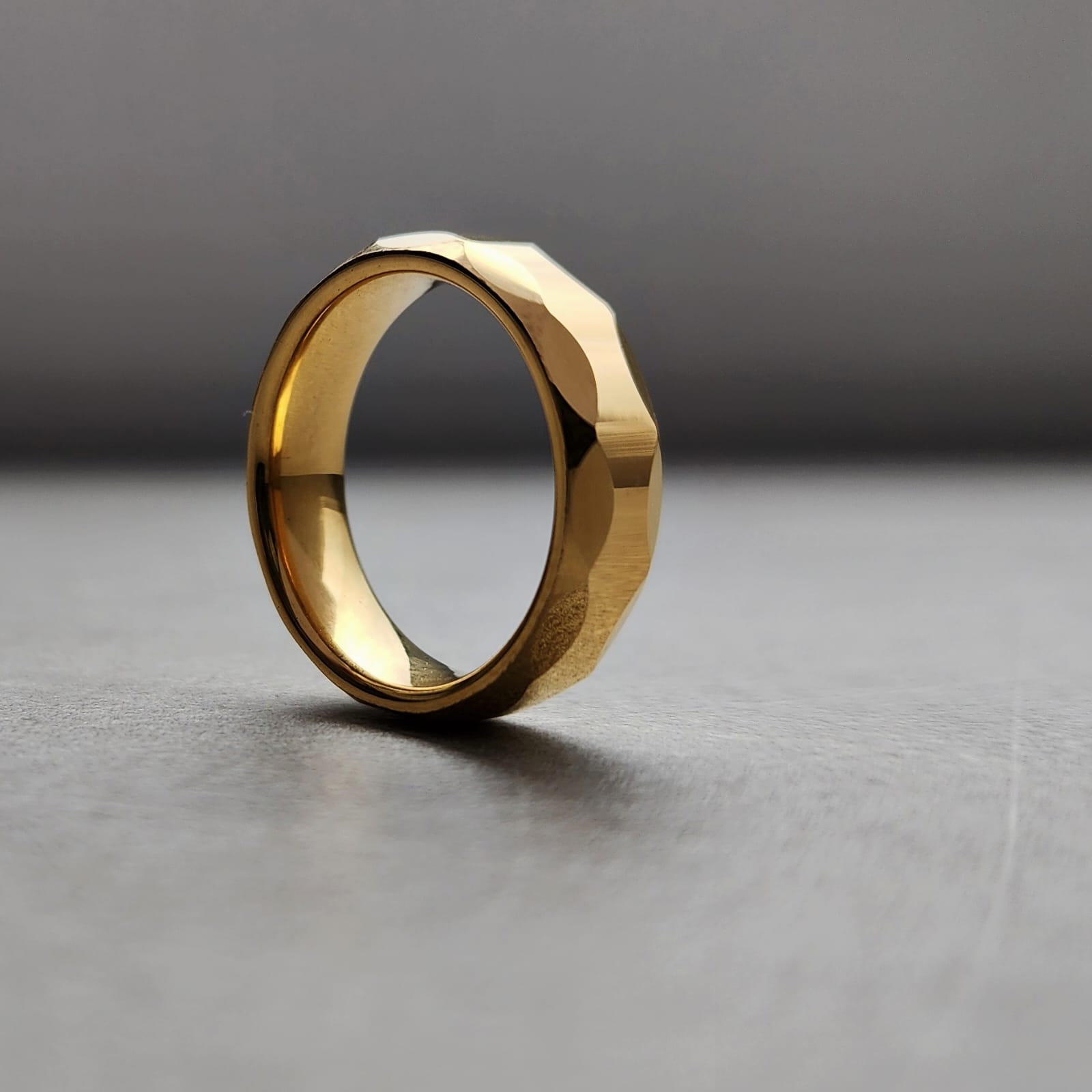 Golden Bezel Argolla