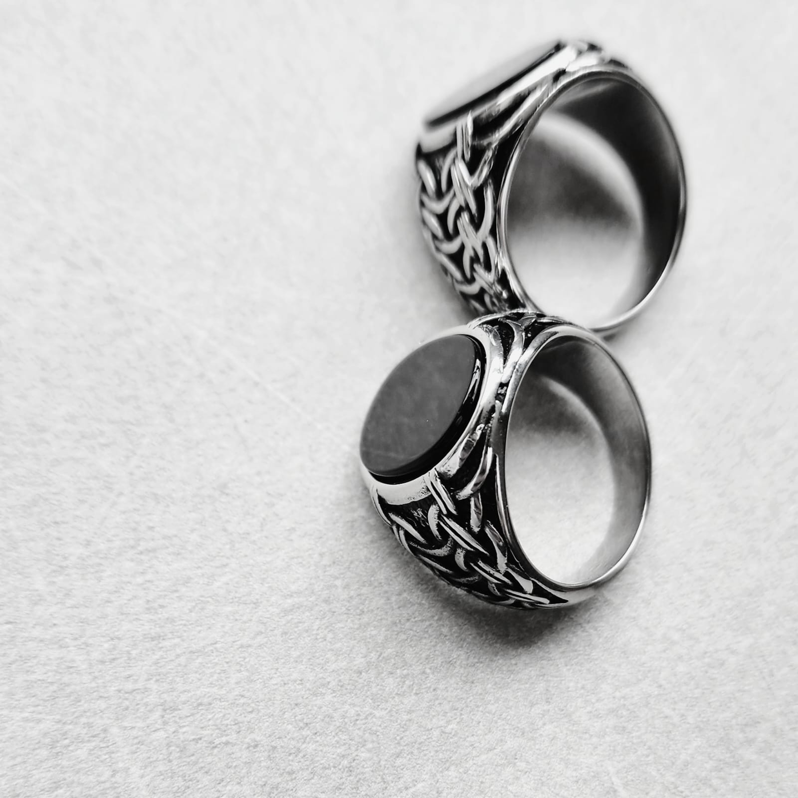 Perlanegra Ring