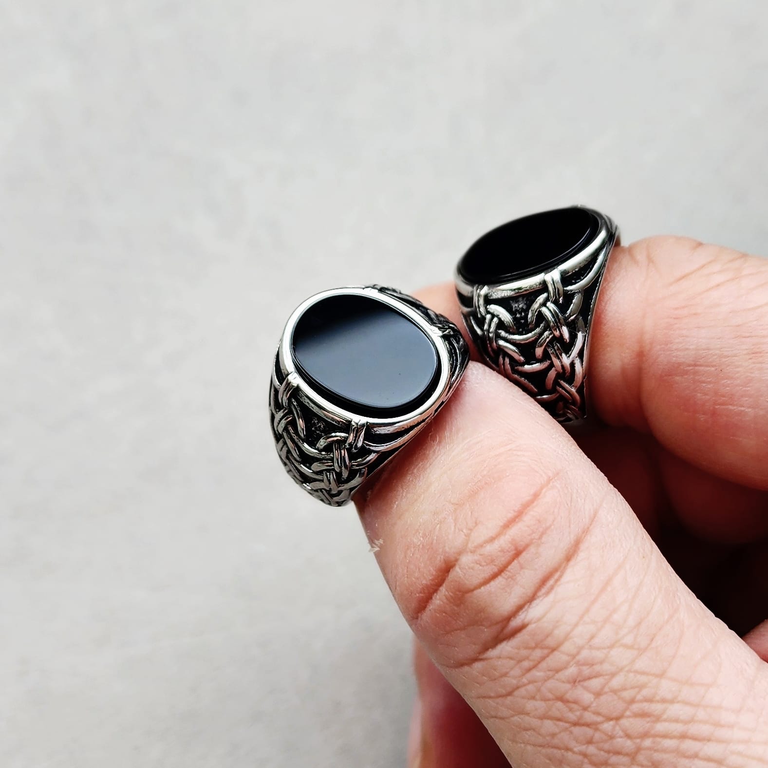 Perlanegra Ring