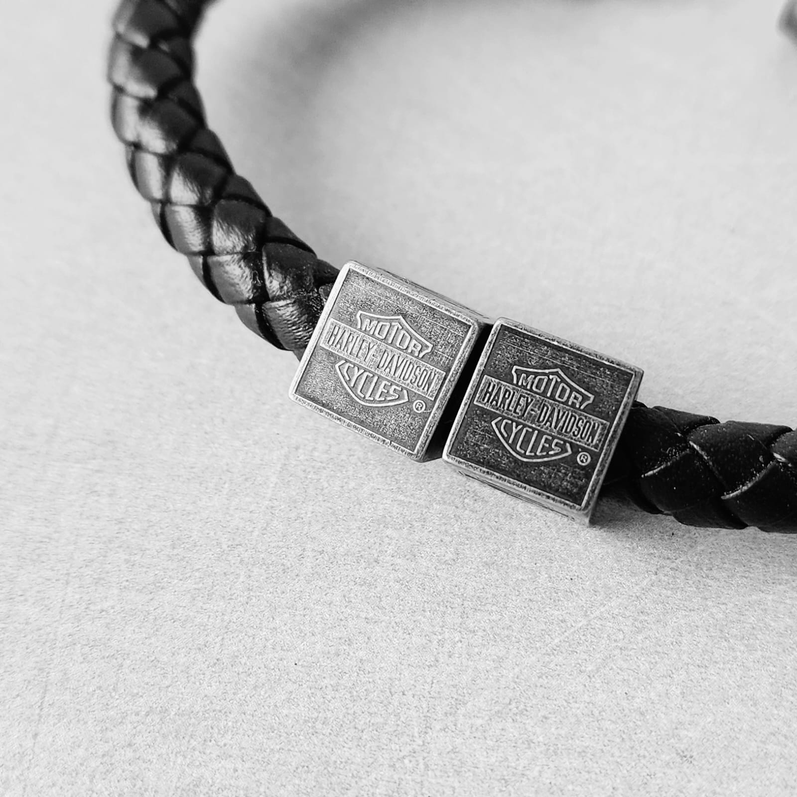 H-D Brazalete