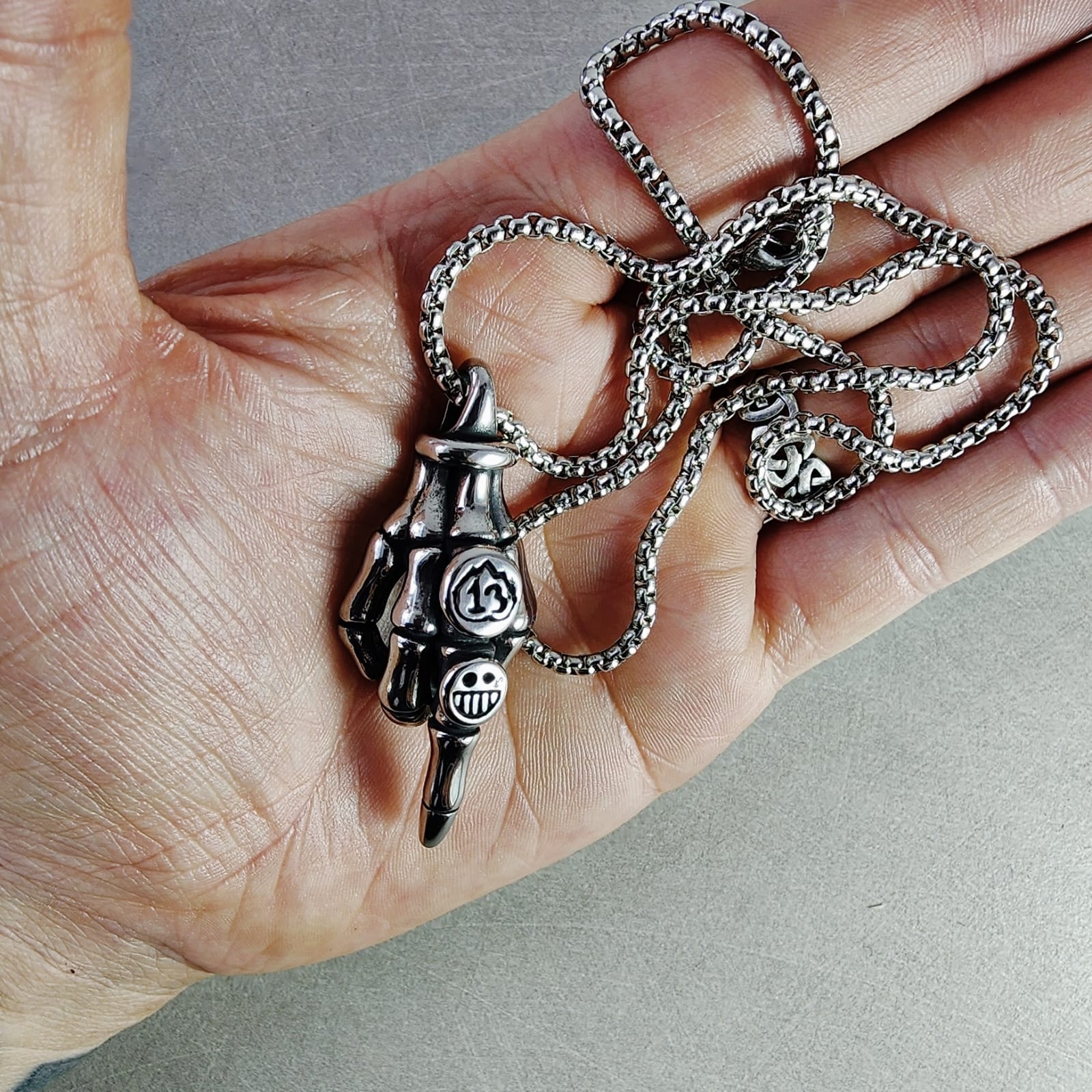 Obscenity Chain