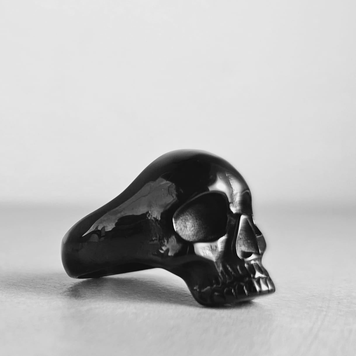 Skullpture Black Ring